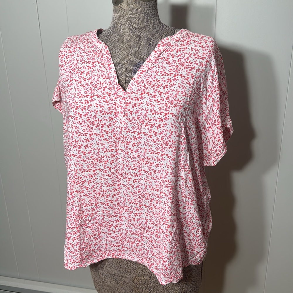 GAP Womens XL Pink and White Short Sleeve Blouse V-Neck